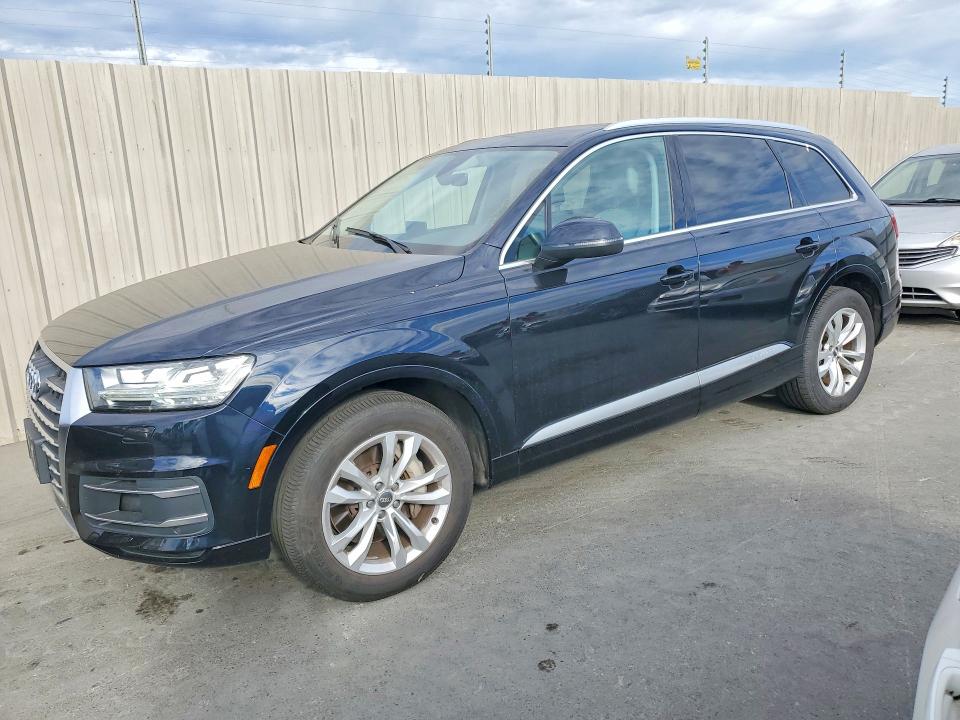 Продаж на аукціоні авто 2017 Audi Q7, vin: WA1LAAF75HD032851, номер лоту: 60566456