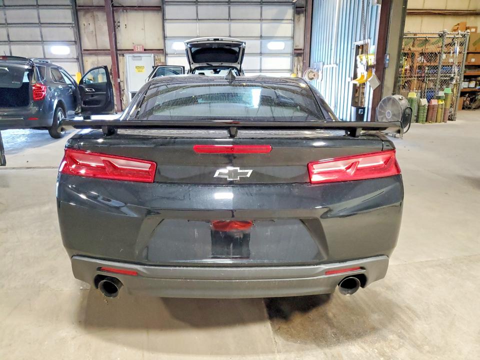 Продажа на аукционе авто 2017 Chevrolet Camaro, vin: 1G1FB1RX5H0111528, номер лота: 60501596