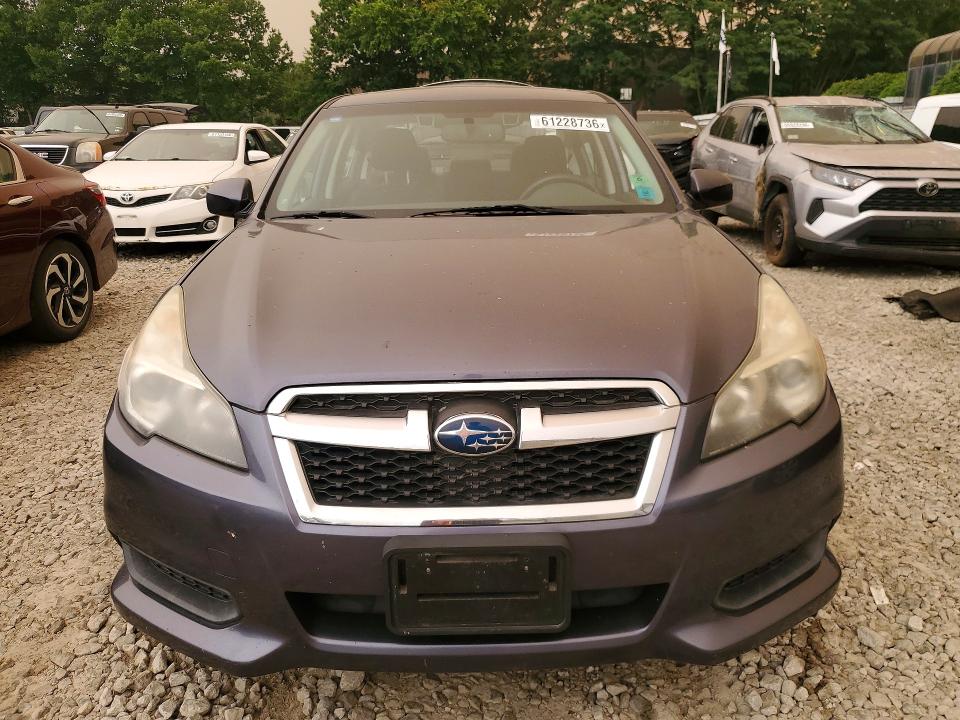 61228736 :رقم المزاد ، 4S3BMBF6XE3016488 vin ، 2014 Subaru Legacy مزاد بيع