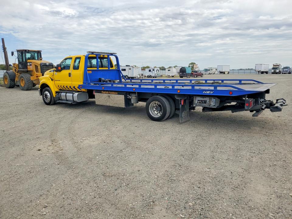 60107326 :رقم المزاد ، 1FDWX6DC4KDF02160 vin ، 2019 Ford F650 مزاد بيع