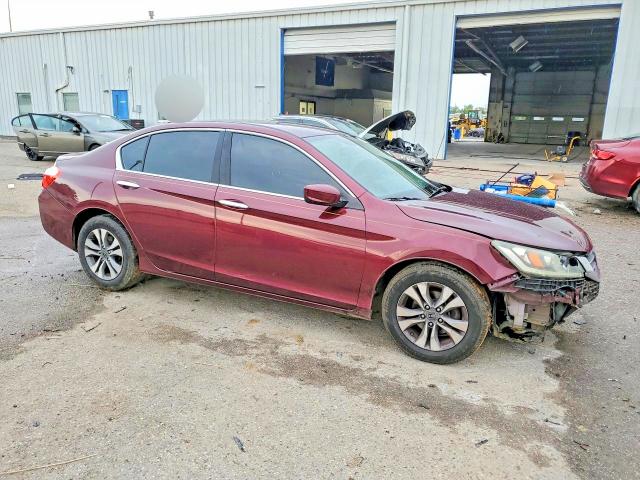 60003856 :رقم المزاد ، 1HGCR2F37FA021139 vin ، 2015 Honda Accord مزاد بيع