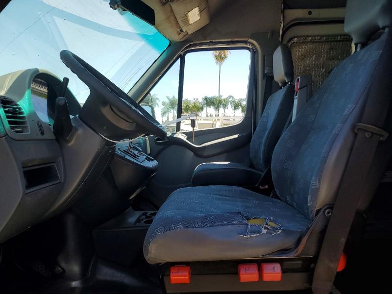 61578536 :رقم المزاد ، WD2PD644045610958 vin ، 2004 Dodge Sprinter مزاد بيع