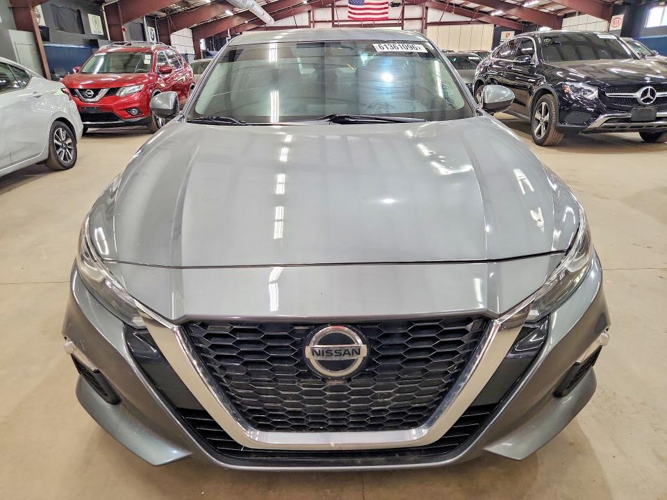 61361096 :رقم المزاد ، 1N4BL4BV3LC240698 vin ، 2020 Nissan Altima مزاد بيع