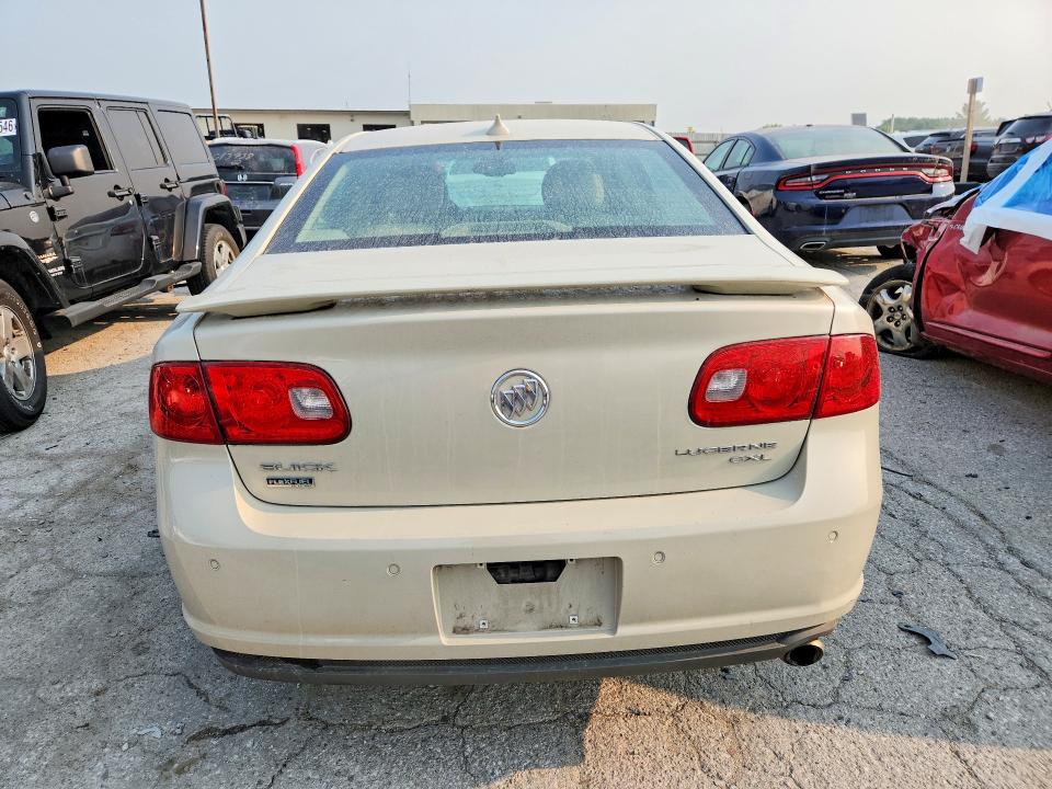 62322846 :رقم المزاد ، 1G4HC5EM1BU145929 vin ، 2011 Buick Lucerne مزاد بيع