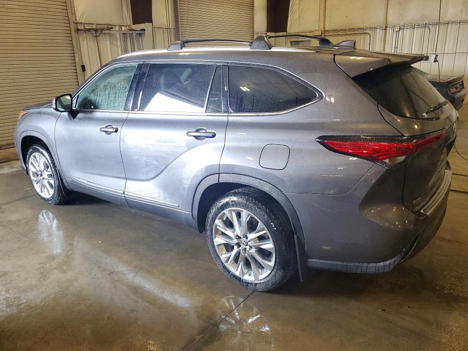 2023 Toyota Highlander Hybrid მანქანა იყიდება აუქციონზე, vin: 5TDXBRCH4PS563039, აუქციონის ნომერი: 59286326