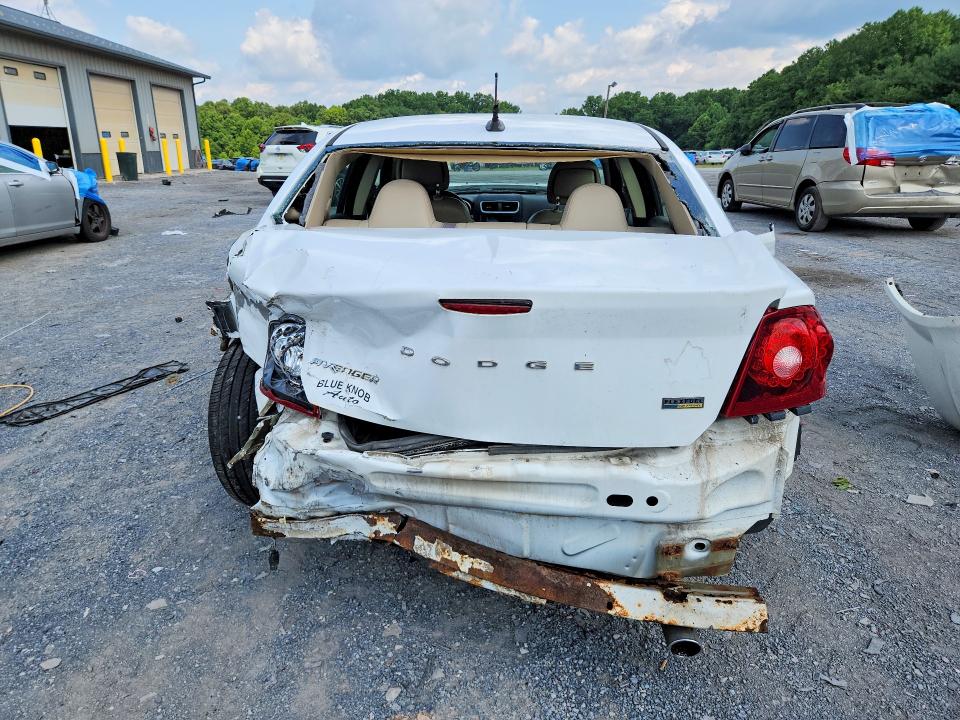 2011 Dodge Avenger მანქანა იყიდება აუქციონზე, vin: 1B3BD2FG6BN578883, აუქციონის ნომერი: 61782166