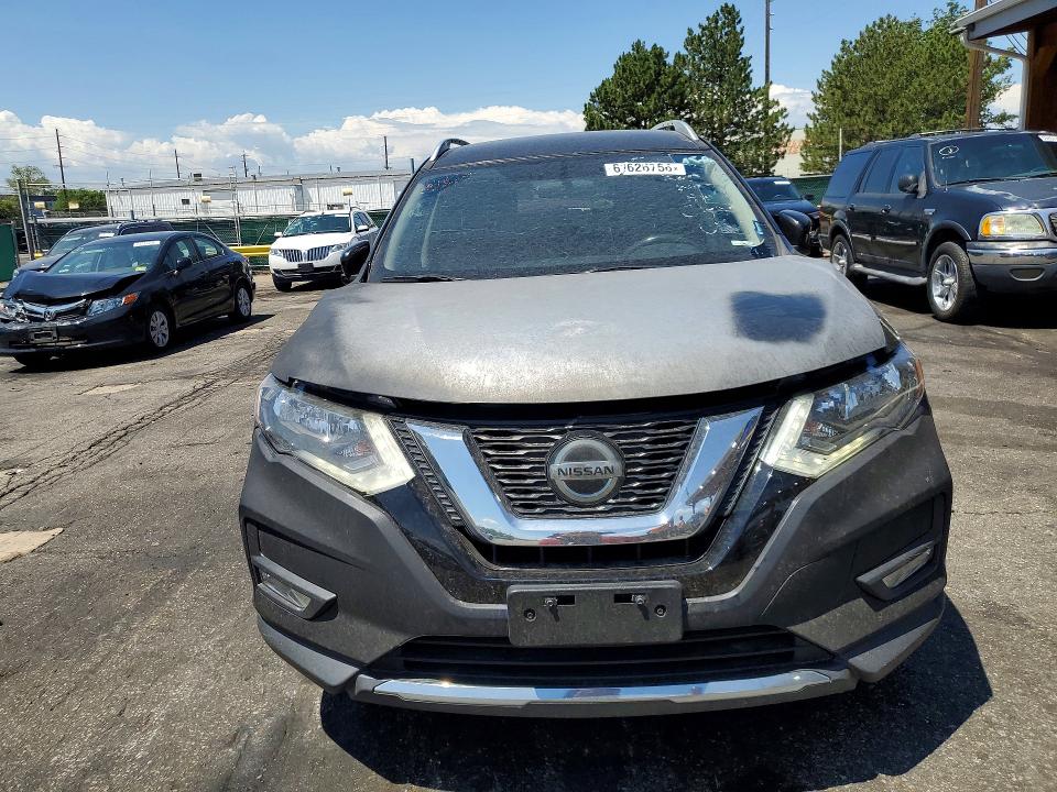 Продаж на аукціоні авто 2018 Nissan Rogue, vin: KNMAT2MV7JP501859, номер лоту: 61626756