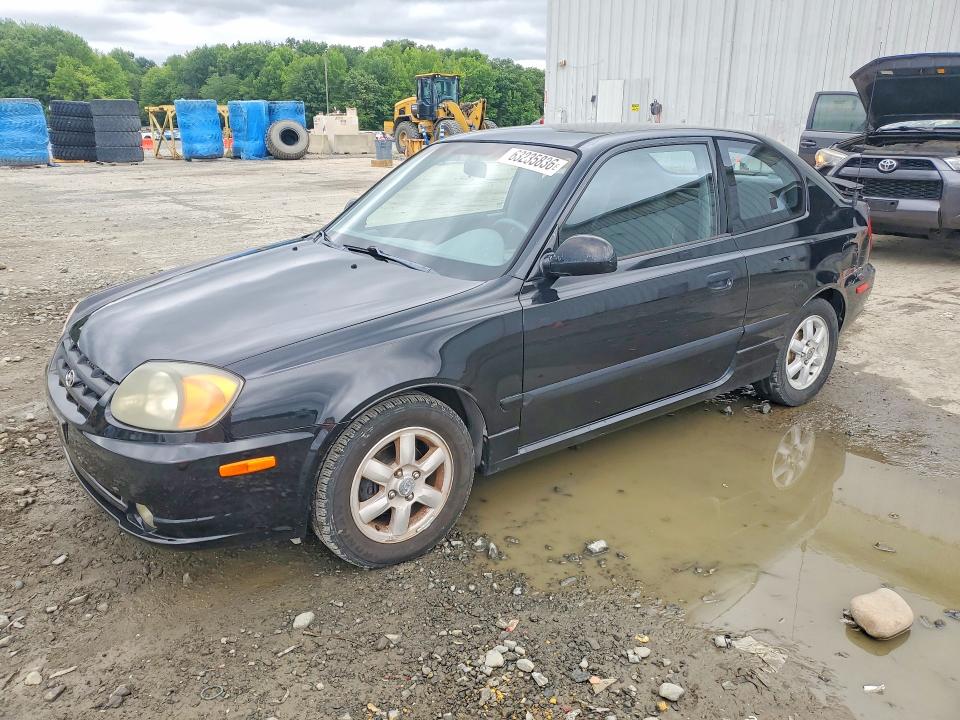63235836 :رقم المزاد ، KMHCG35C04U303951 vin ، 2004 Hyundai Accent مزاد بيع