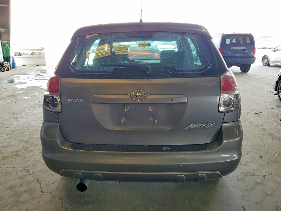 62247826 :رقم المزاد ، 2T1KR32E88C713853 vin ، 2008 Toyota Matrix مزاد بيع