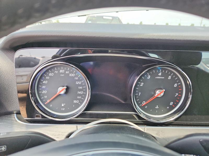 60661056 :رقم المزاد ، WDDZF4KB3HA161241 vin ، 2017 Mercedes-benz E مزاد بيع