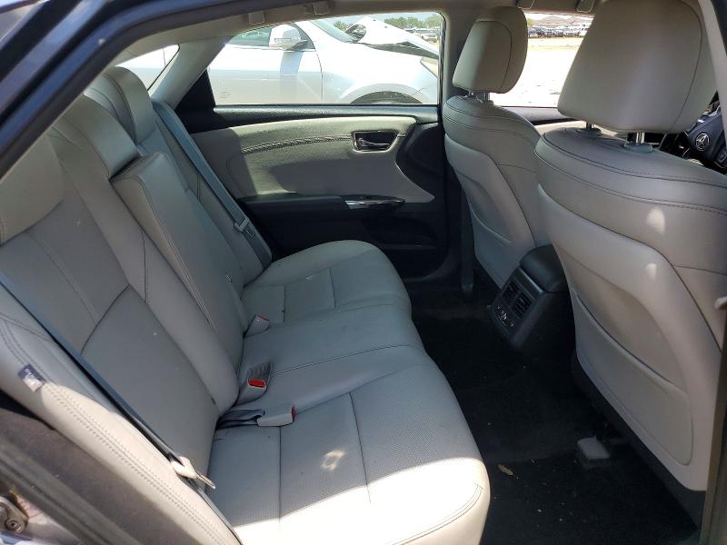62352616 :رقم المزاد ، 4T1BD1EB9JU064198 vin ، 2018 Toyota Avalon Hybrid مزاد بيع