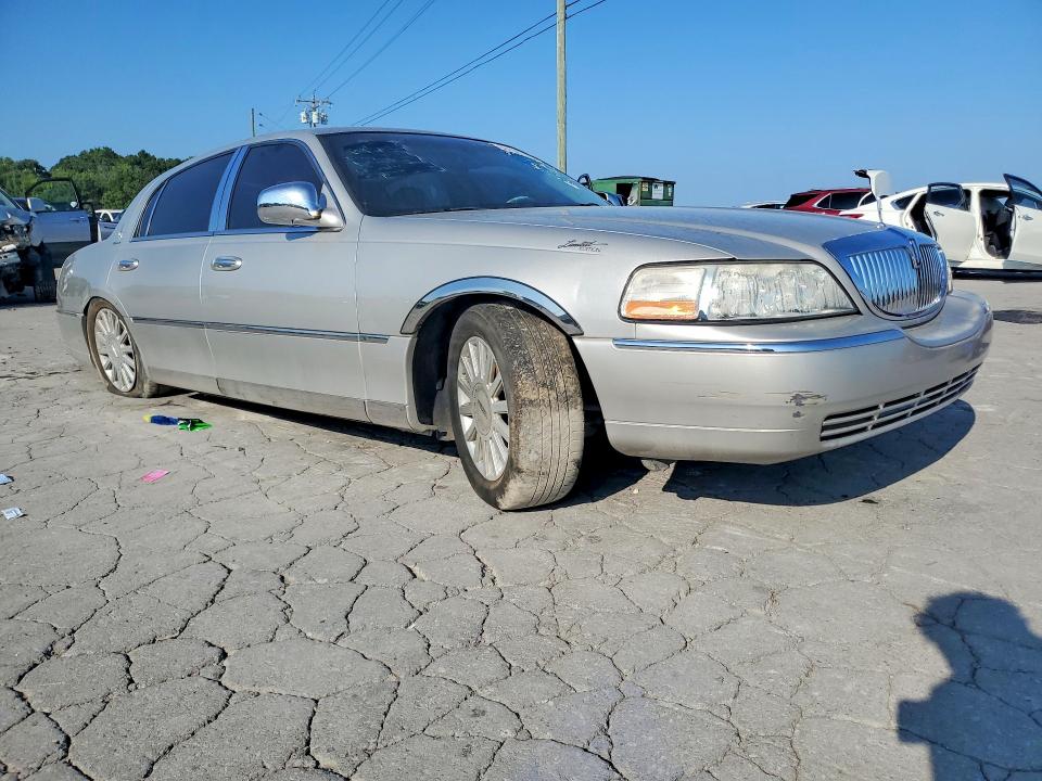 Aukcja sprzedaży 2005 Lincoln Town Car, vin: 1LNHM81W35Y643276, numer aukcji: 63106716