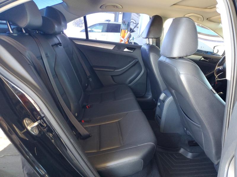 63436466 :رقم المزاد ، 3VWDB7AJXHM219419 vin ، 2017 Volkswagen Jetta مزاد بيع