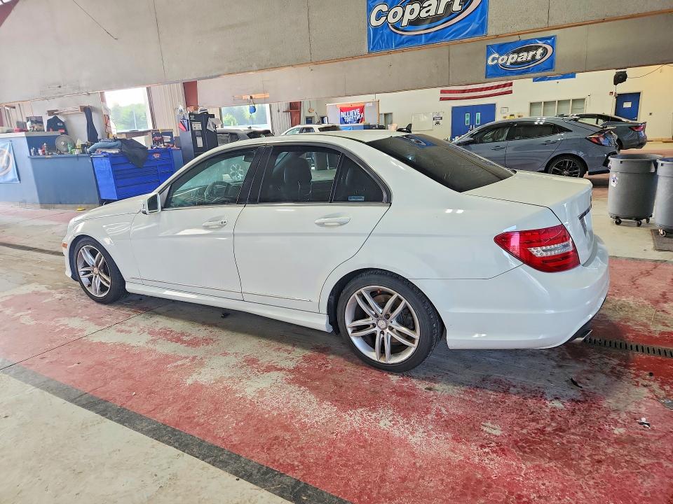 Продажа на аукционе авто 2012 Mercedes-benz C, vin: WDDGF8BBXCR233349, номер лота: 85968615