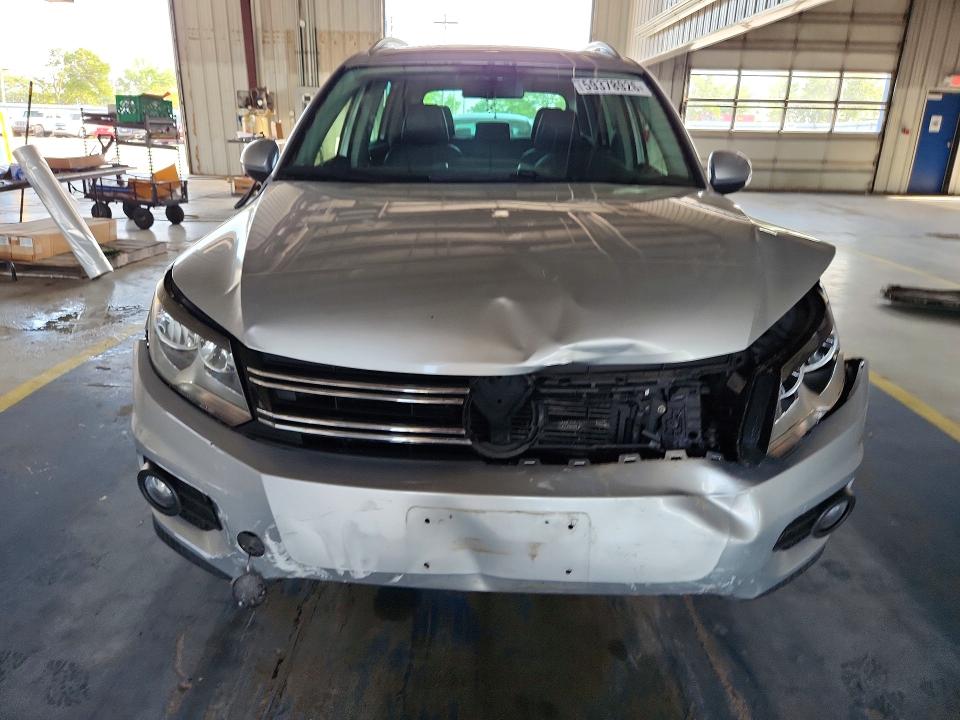 Продажа на аукционе авто 2012 Volkswagen Tiguan, vin: WVGAV7AX5CW527068, номер лота: 59378926