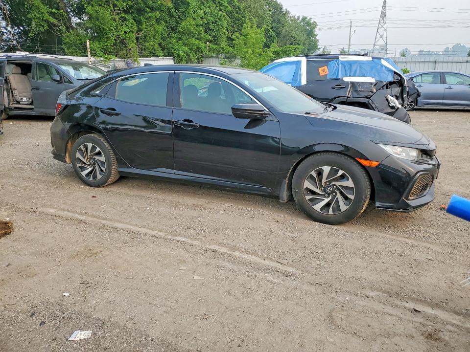 2018 Honda Civic მანქანა იყიდება აუქციონზე, vin: SHHFK7H30JU302918, აუქციონის ნომერი: 61291716