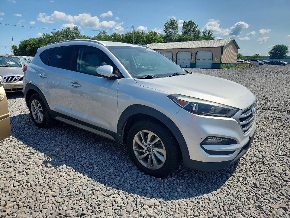 2017 Hyundai Tucson მანქანა იყიდება აუქციონზე, vin: KM8J3CA42HU348932, აუქციონის ნომერი: 62113466
