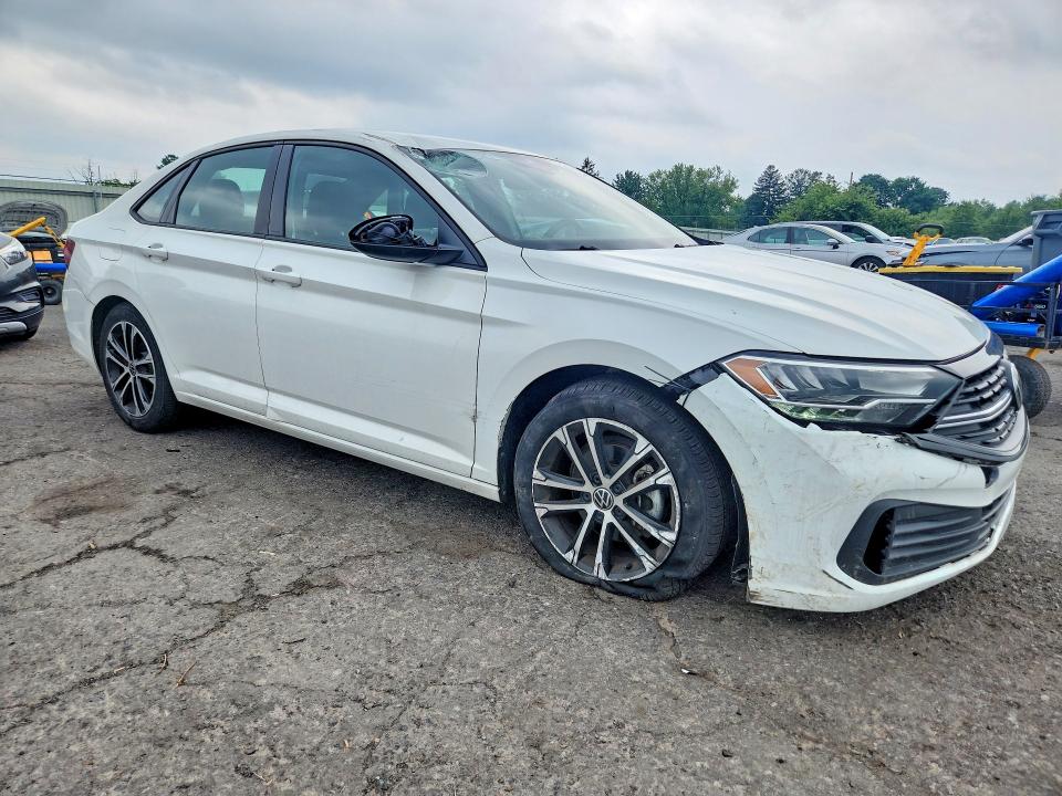 Auction sale of the 2022 Volkswagen Jetta, vin: 3VWBM7BU7NM032631, lot number: 62769086