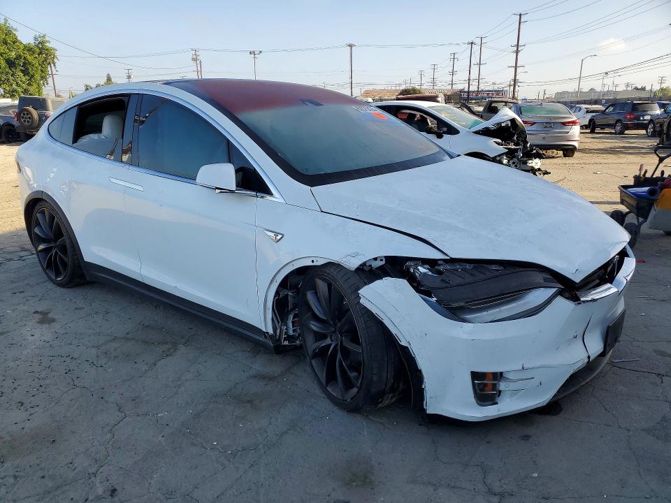 Продажа на аукционе авто 2016 Tesla Model X, vin: 5YJXCBE28GF015286, номер лота: 62876426