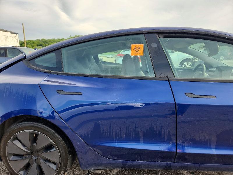 2025 Tesla Model 3 მანქანა იყიდება აუქციონზე, vin: 5YJ3E1EAXSF038068, აუქციონის ნომერი: 61477406