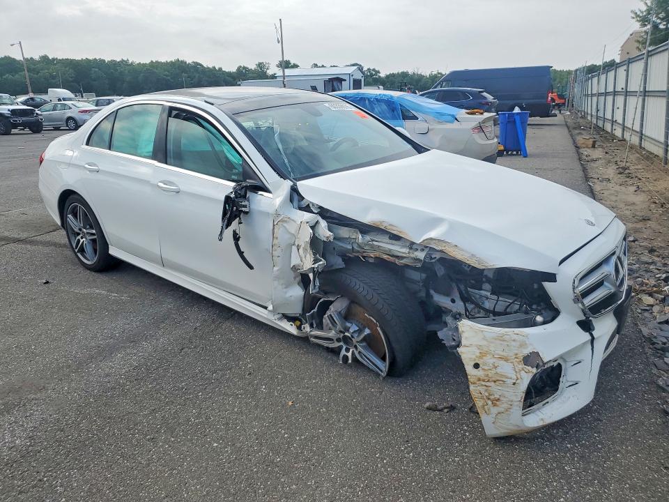 2020 Mercedes-benz E მანქანა იყიდება აუქციონზე, vin: W1KZF8EB6LA759223, აუქციონის ნომერი: 60330976