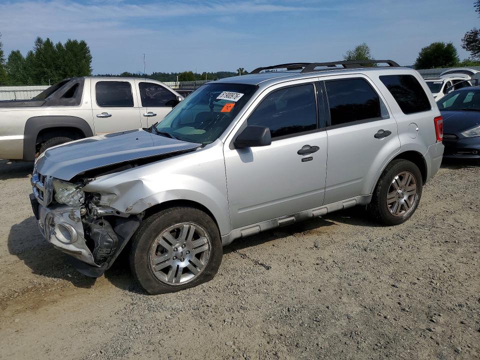 2009 Ford Escape მანქანა იყიდება აუქციონზე, vin: 1FMCU03789KB71036, აუქციონის ნომერი: 61900976