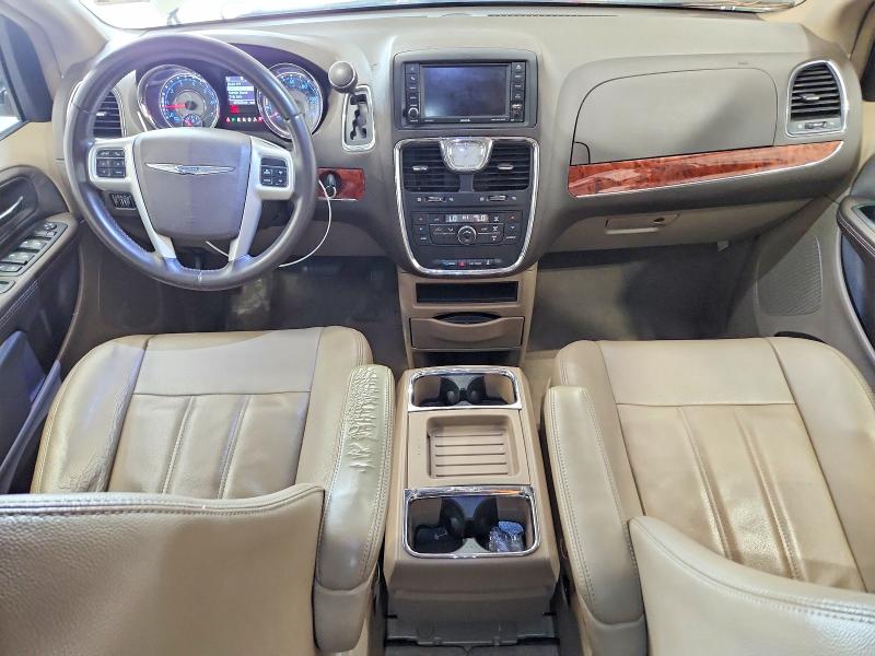 2015 Chrysler Town & Country მანქანა იყიდება აუქციონზე, vin: 2C4RC1BG1FR538073, აუქციონის ნომერი: 61566246