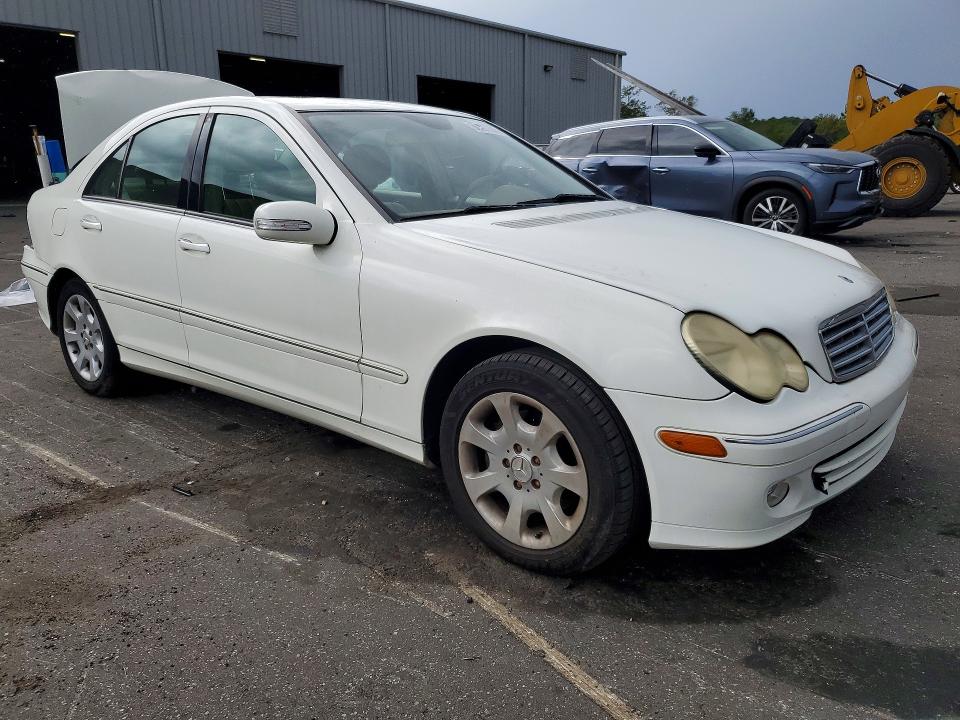 60397396 :رقم المزاد ، WDBRF56HX6F740479 vin ، 2006 Mercedes-benz C مزاد بيع