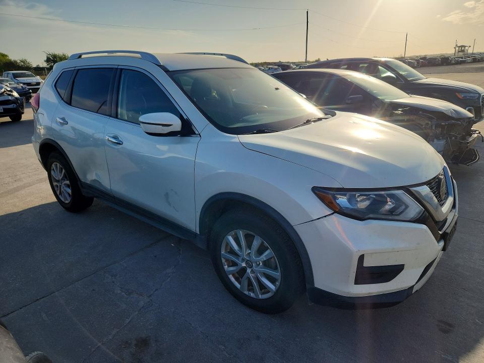 Продажа на аукционе авто 2018 Nissan Rogue, vin: KNMAT2MT9JP573127, номер лота: 60765916