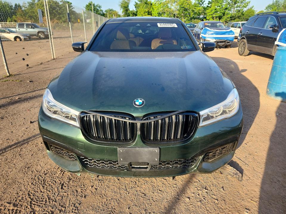 2018 Bmw 750 მანქანა იყიდება აუქციონზე, vin: WBA7F2C50JB238725, აუქციონის ნომერი: 85980905