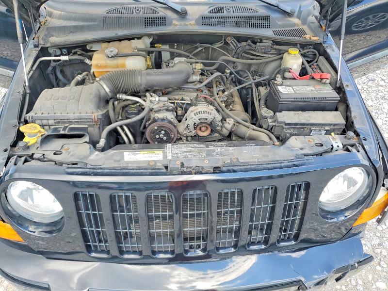 2005 Jeep Liberty მანქანა იყიდება აუქციონზე, vin: 1J4GL38K45W688208, აუქციონის ნომერი: 60493986