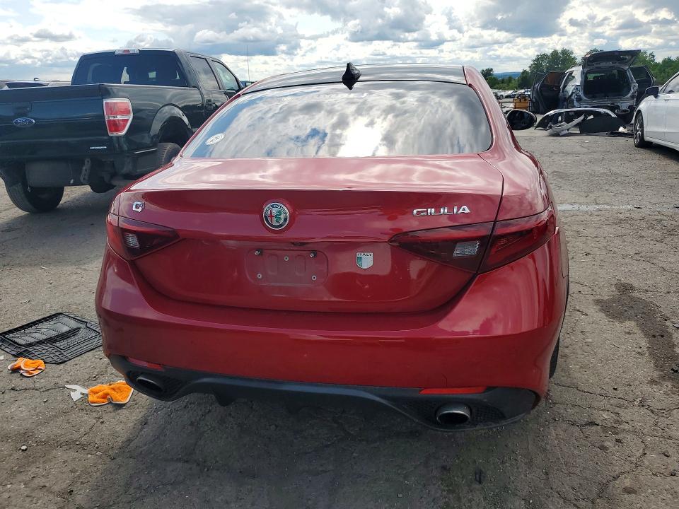 Продаж на аукціоні авто 2018 Alfa Romeo Giulia, vin: ZARFAEEN4J7599444, номер лоту: 63110736