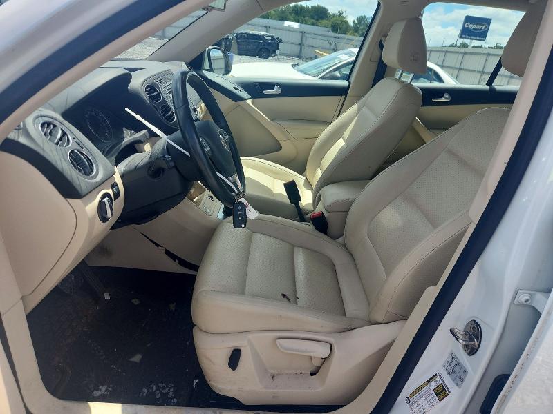 2016 Volkswagen Tiguan მანქანა იყიდება აუქციონზე, vin: WVGAV7AXXGW604880, აუქციონის ნომერი: 61984966