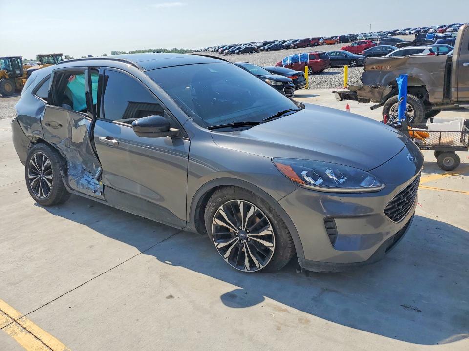 61929236 :رقم المزاد ، 1FMCU9G68NUB35139 vin ، 2022 Ford Escape مزاد بيع