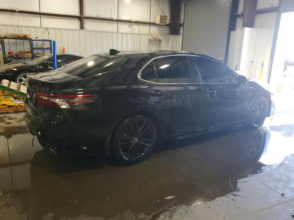 61475626 :رقم المزاد ، 4T1K61AK6PU831952 vin ، 2023 Toyota Camry مزاد بيع