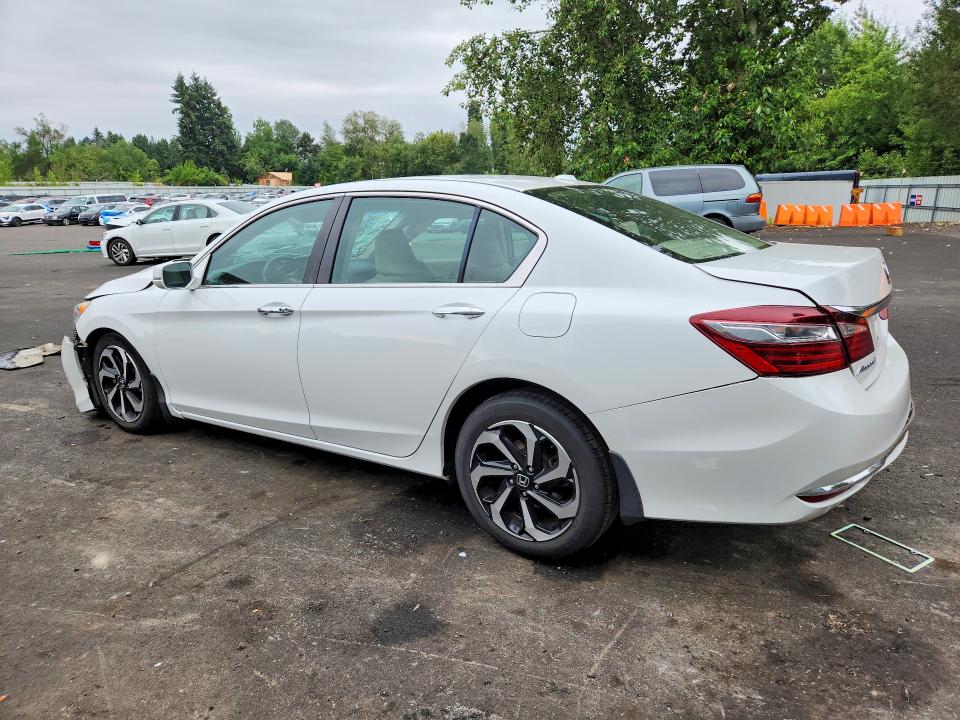 61619716 :رقم المزاد ، 1HGCR2F87GA177503 vin ، 2016 Honda Accord مزاد بيع