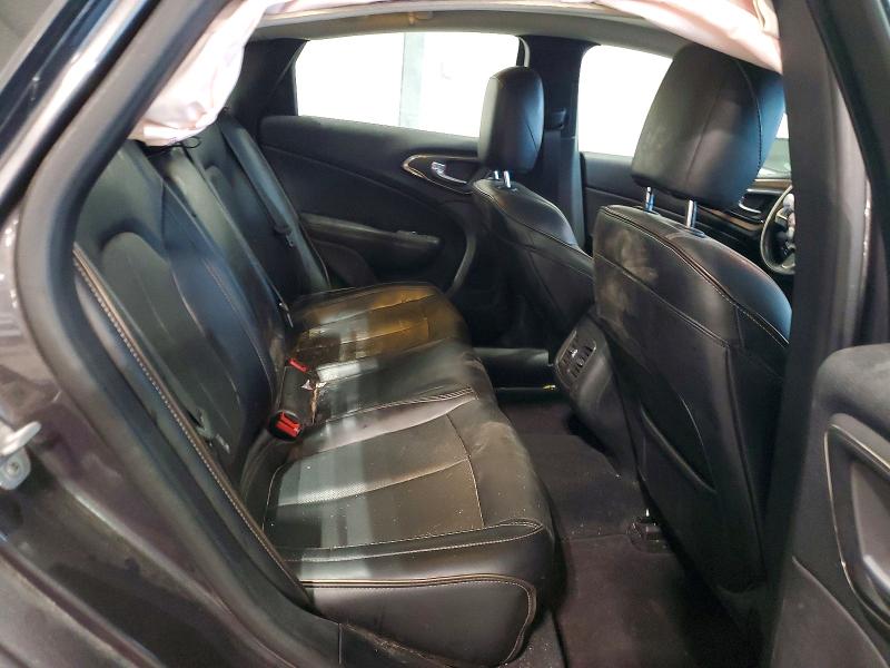 62981306 :رقم المزاد ، 1C3CCCEG3FN540583 vin ، 2015 Chrysler 200 مزاد بيع