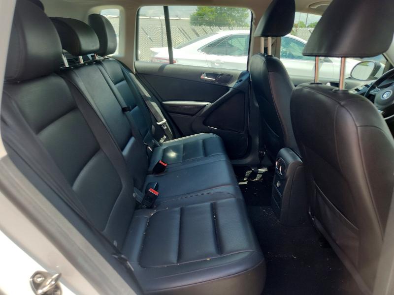 Продаж на аукціоні авто 2017 Volkswagen Tiguan, vin: WVGBV7AX2HK000267, номер лоту: 60209496