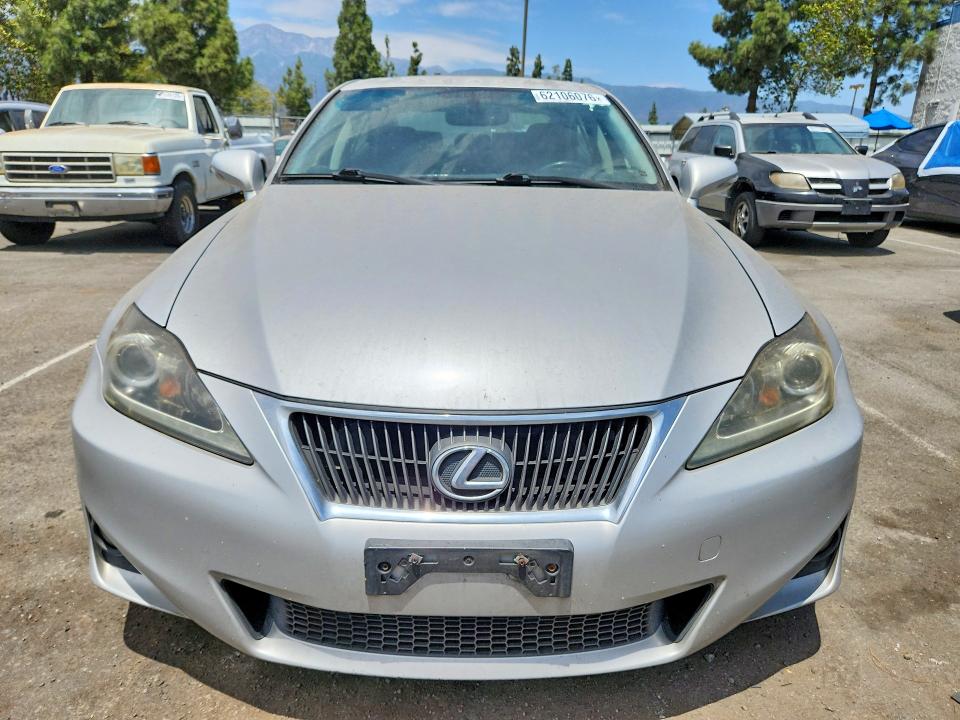 62106076 :رقم المزاد ، JTHBF5C29B5153465 vin ، 2011 Lexus Is 250 مزاد بيع