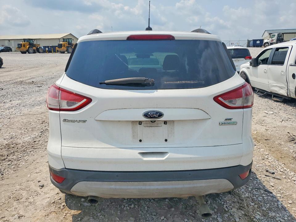 2015 Ford Escape მანქანა იყიდება აუქციონზე, vin: 1FMCU0GX8FUC81787, აუქციონის ნომერი: 62253946