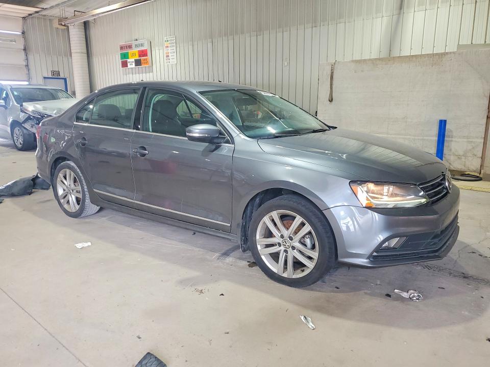 59808006 :رقم المزاد ، 3VWL17AJ2HM392642 vin ، 2017 Volkswagen Jetta مزاد بيع