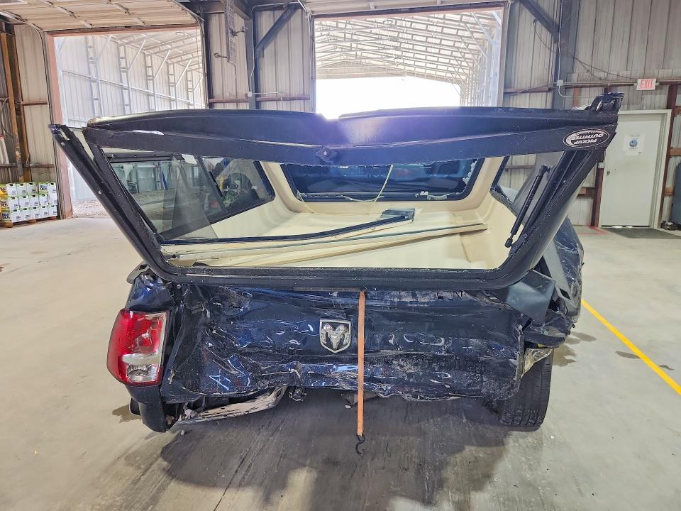 Продажа на аукционе авто 2022 Ram 1500 Classic, vin: 1C6RR6FG0NS170575, номер лота: 61894046