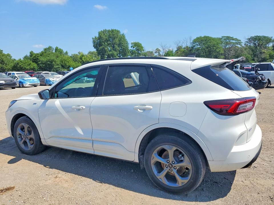2023 Ford Escape მანქანა იყიდება აუქციონზე, vin: 1FMCU9MN5PUA52492, აუქციონის ნომერი: 59237626