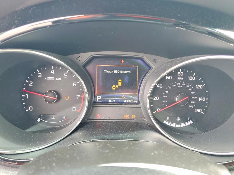 62275926 :رقم المزاد ، KNDMC5C16H6326470 vin ، 2017 Kia Sedona مزاد بيع