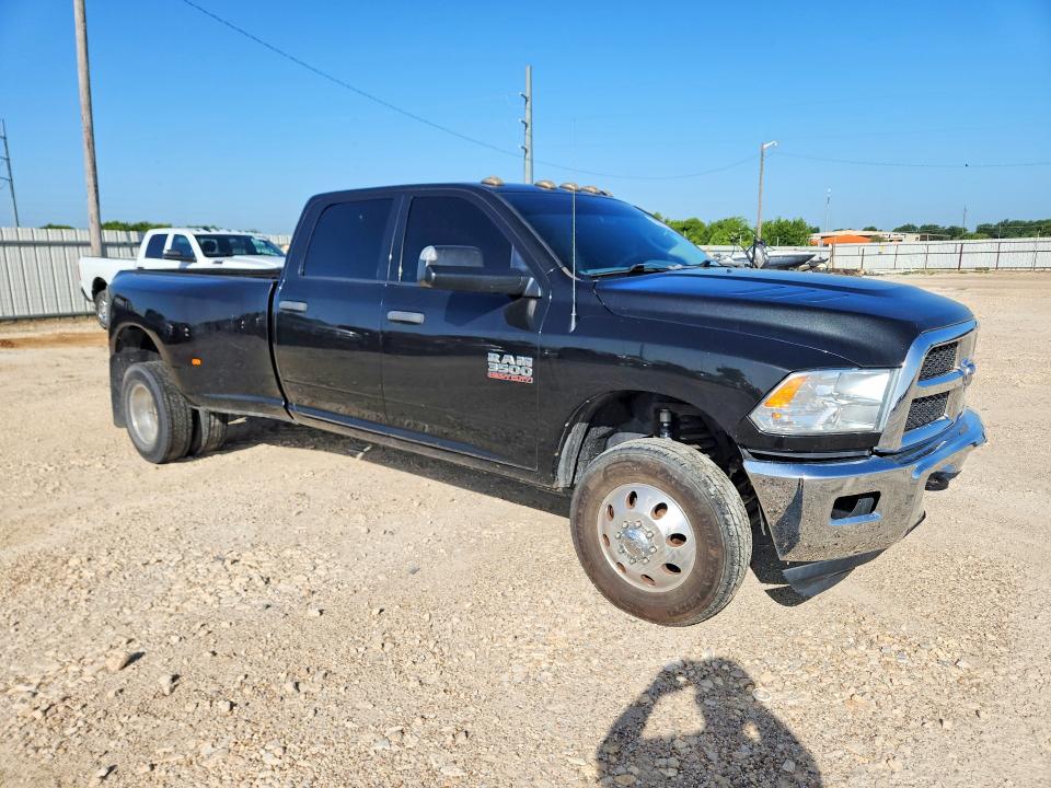 61440456 :رقم المزاد ، 3C63RRGJ7JG267064 vin ، 2018 Ram 3500 مزاد بيع