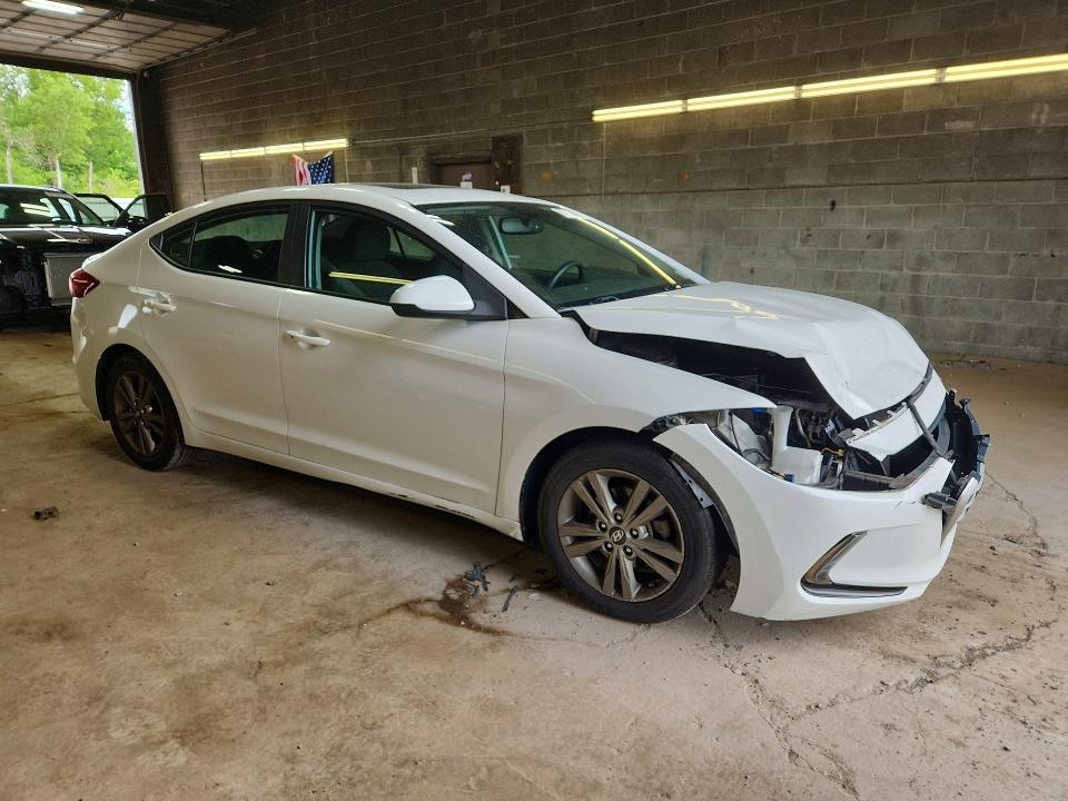 60153696 :رقم المزاد ، 5NPD84LF2JH380819 vin ، 2018 Hyundai Elantra مزاد بيع
