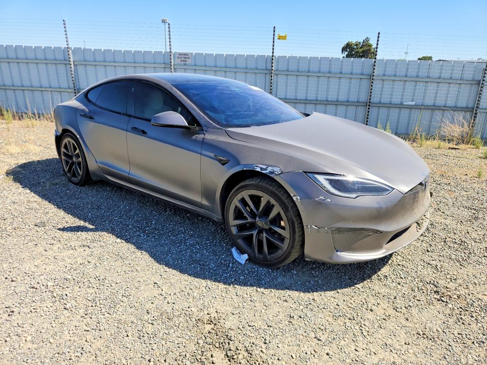 Продажа на аукционе авто 2022 Tesla Model S, vin: 5YJSA1E67NF479342, номер лота: 60719106
