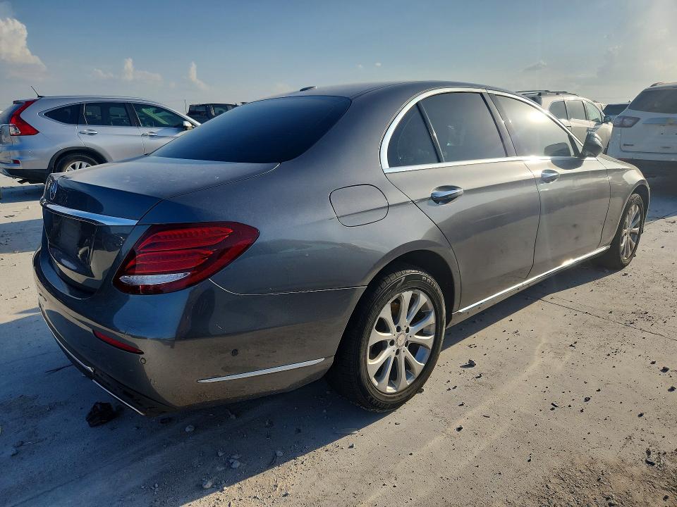 Aukcja sprzedaży 2017 Mercedes-benz E, vin: WDDZF4JB9HA205597, numer aukcji: 62302196