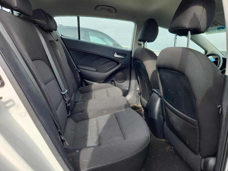 2017 Kia Forte მანქანა იყიდება აუქციონზე, vin: KNAFK5A87H5718209, აუქციონის ნომერი: 61673396