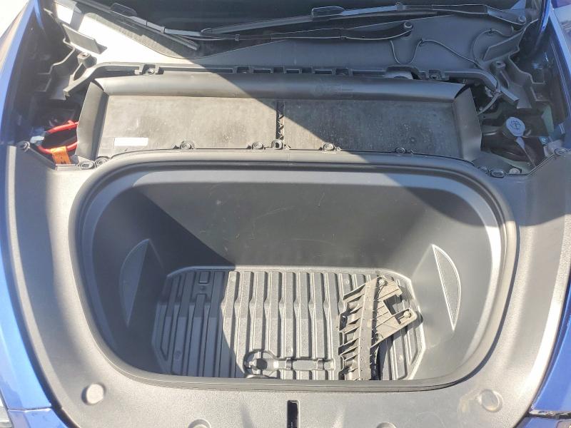 59576416 :رقم المزاد ، 7SAYGDEEXSA339749 vin ، 2025 Tesla Model Y مزاد بيع